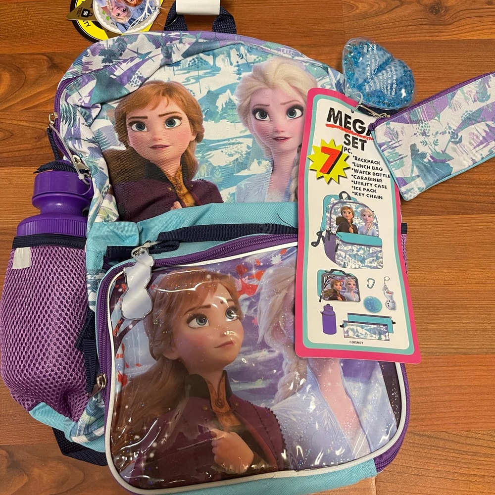NWT Frozen 2 Bookbag/Lunchbox Mega Set